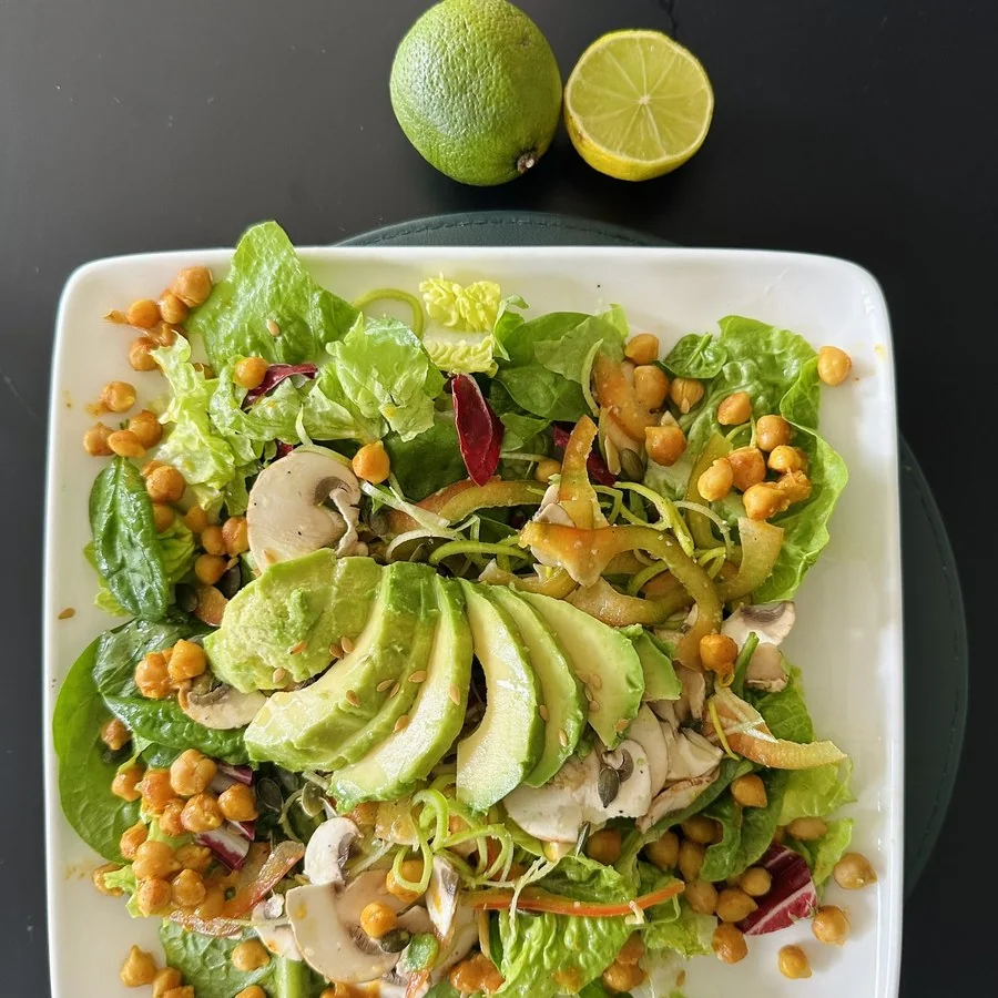 Salade avocat pois chiches